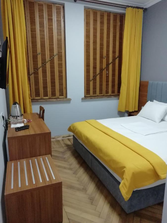Palm Hotel 바투미 외부 사진