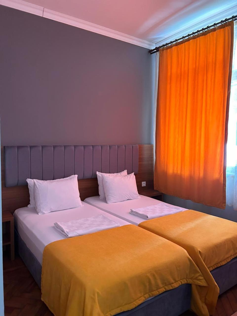 Palm Hotel 바투미 객실 사진