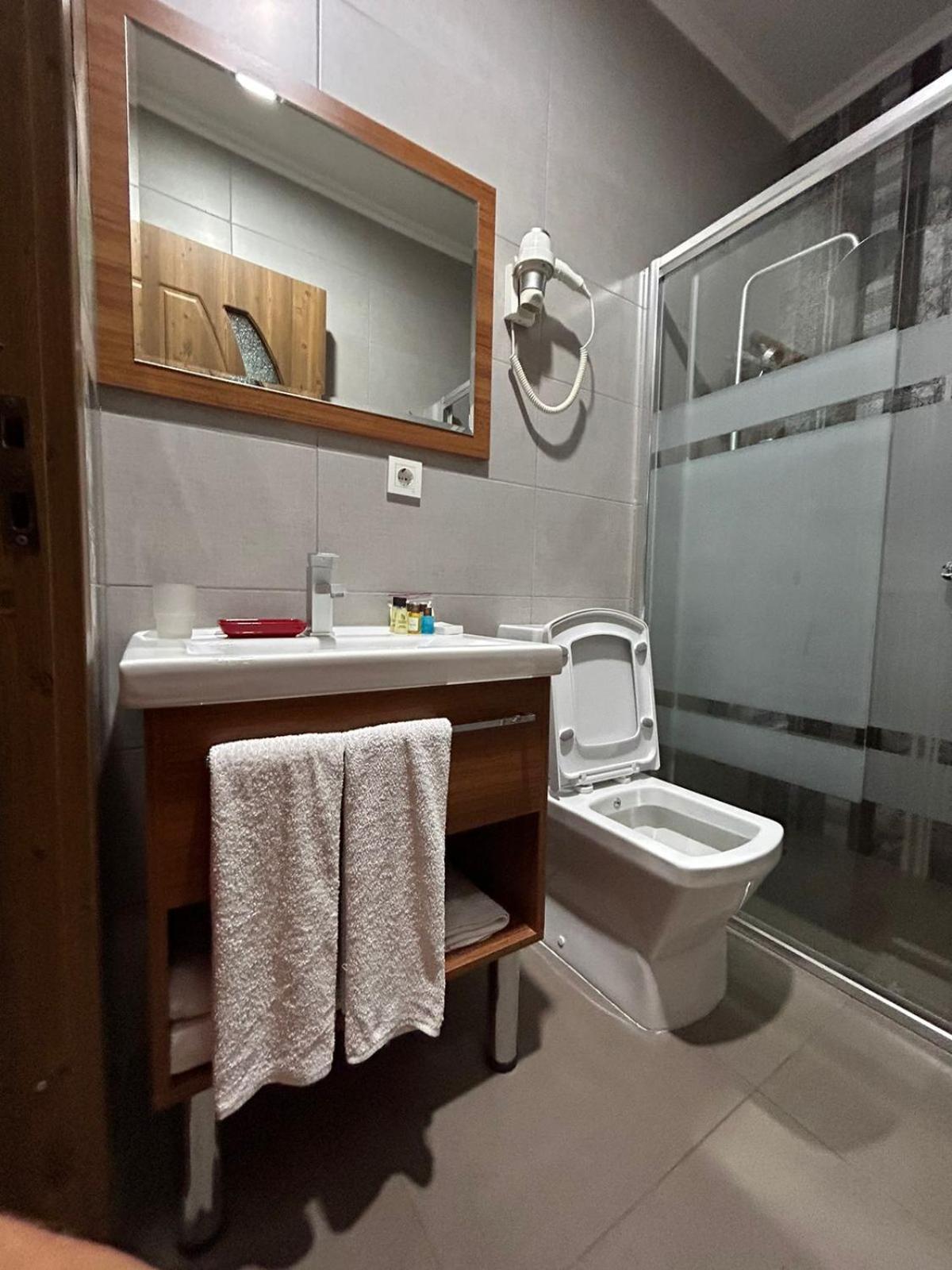 Palm Hotel 바투미 외부 사진
