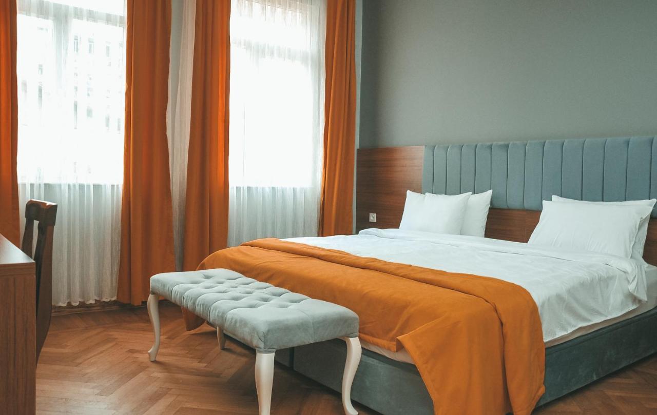 Palm Hotel 바투미 외부 사진